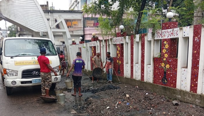 রাসিকের ড্রেন পরিষ্কার কার্যক্রমে জলাবদ্ধতা নিরসন, স্বস্তিতে ১১ নম্বর ওয়ার্ডবাসী