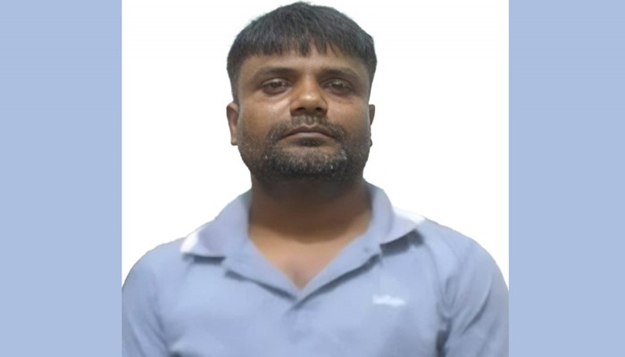 মতিহারে এসকাফ সিরাপসহ মাদক কারবারী গ্রেপ্তার