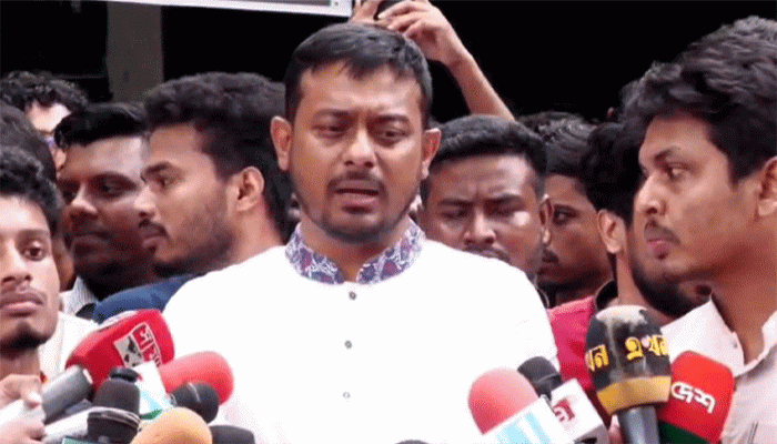 আলিফের চোখটা ফিরিয়ে দিন, আমরা চুপ হয়ে যাব: নাসীরুদ্দীন পাটওয়ারী