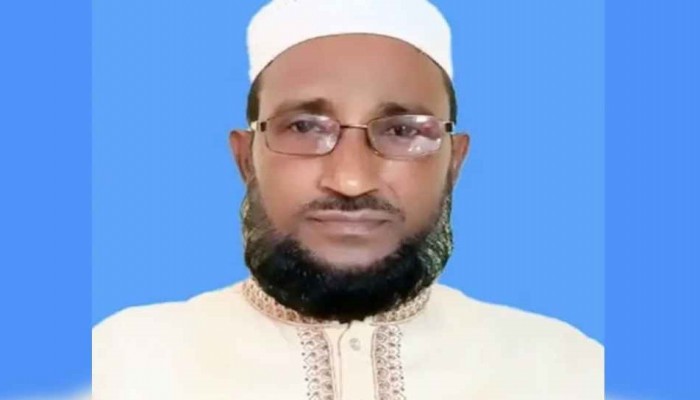 ছাত্রীর সঙ্গে অনৈতিক ভিডিও ভাইরাল, বিদ্যালয়ের অফিস সহকারী বরখাস্ত