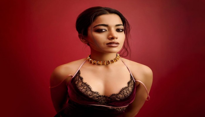 নিতম্বের পেশিতে গুরুতর চোট পেলেন রশ্মিকা
