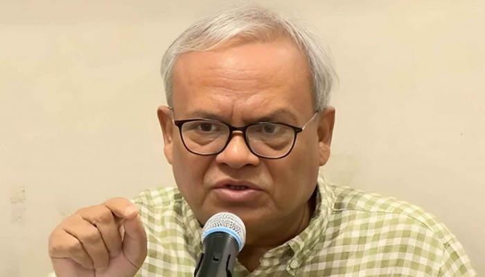 বিভেদ চললে শেখ হাসিনা প্যারাসুট নিয়ে বাংলাদেশে নামার চেষ্টা করবেন: রিজভী
