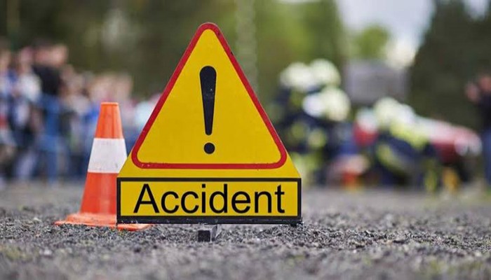 মান্দায় ট্রাক-মোটরসাইকেল  সংঘর্ষে ওষুধ ব্যবসায়ী নিহত