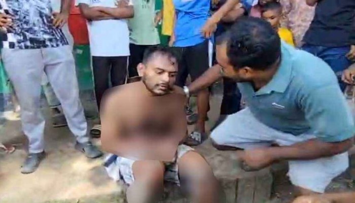 আকিকার মাংসের লোভ দেখিয়ে নারীর সোনা নিয়ে গেলেন সম্রাট