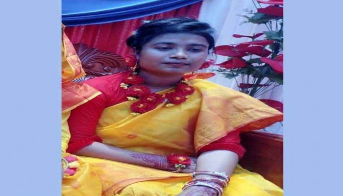 উঠানে অন্তঃসত্ত্বার মরদেহ ফেলে পালালেন স্বামী-শ্বশুরবাড়ির লোকজন