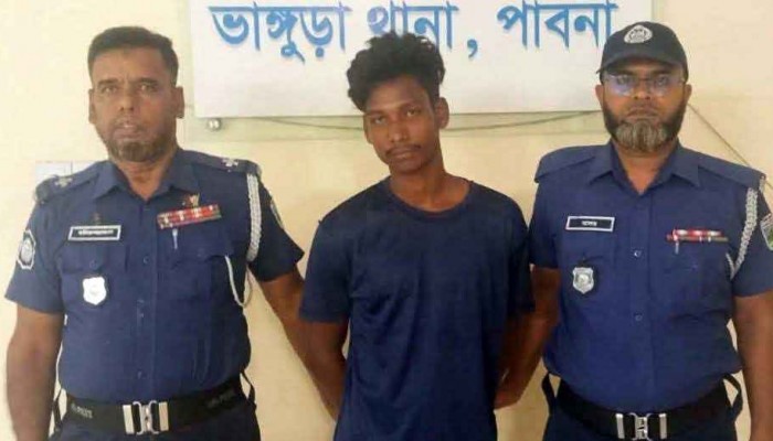 চার বছরের শিশুকে ধর্ষণচেষ্টা যুবকের, পিটিয়ে পুলিশে দিল জনতা