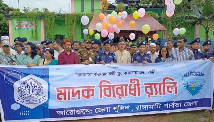 মাদকের সঙ্গে জড়িতদের কোনো রাজনৈতিক পরিচয় থাকতে পারে না: দীপেন দেওয়ান