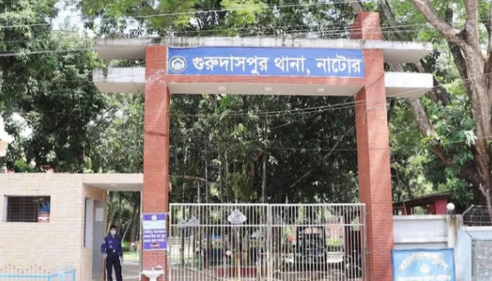 গুরুদাসপুরে পুলিশের ওপর হামলার ঘটনায় ২৭০ জনের বিরুদ্ধে মামলা