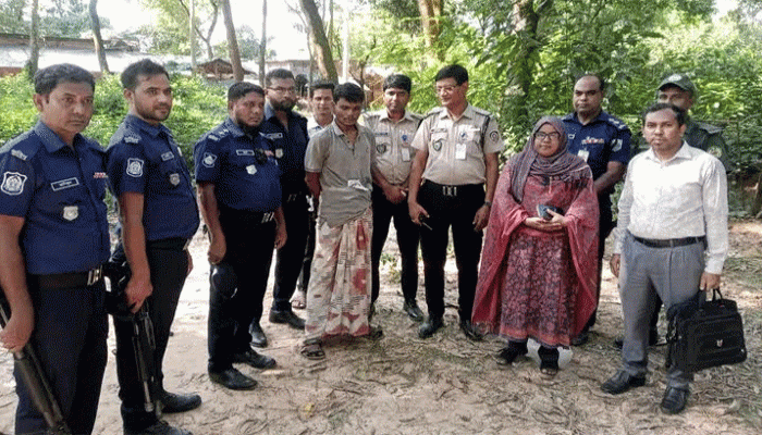 নিয়ামতপুরে টাস্কফোর্স অভিযানে ৪ মাদকসেবিকে দণ্ড প্রদান
