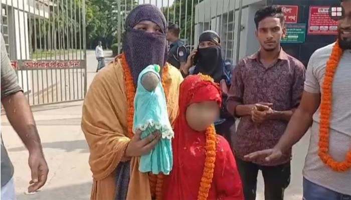 কারাগারেই জন্ম-বেড়ে ওঠা, দীর্ঘ ৭ বছর পর অবশেষে মুক্ত বাতাসে মোবাশ্বেরা
