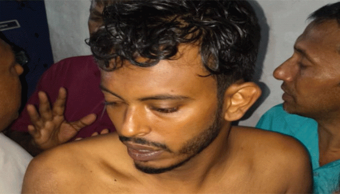 মোহনপুরে বটির আঘাতে মায়ের মৃত্যু, ছেলে আটক