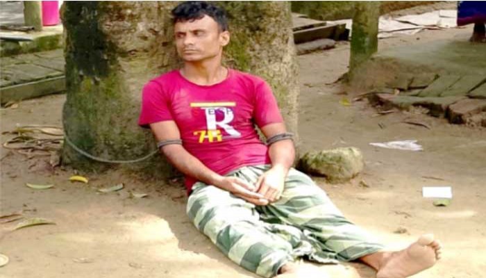 প্রতিবন্ধী নারীর ঘরে প্রবেশ করে যে কাণ্ড ঘটালেন যুবক