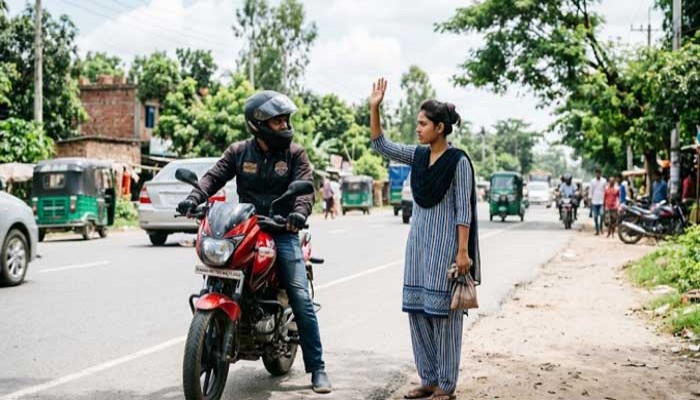 বোদায় মোটরসাইকেল থামিয়ে চালককে মারধর, লুটের অভিযোগ; যুবদলের দুই নেতা গ্রেপ্তার