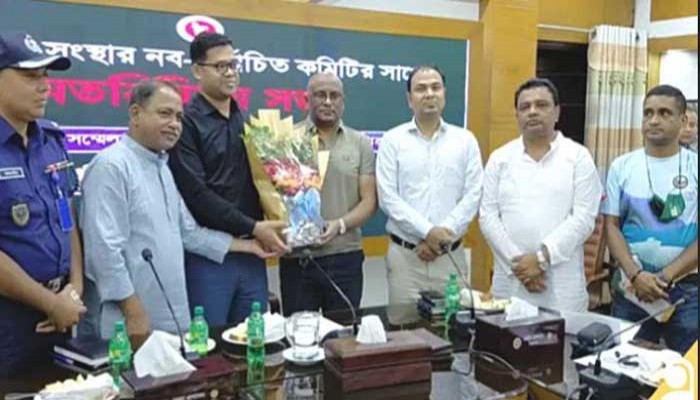 ঠাকুরগাঁওয়ের ক্রীড়াঙ্গনে নতুন জাগরণের প্রত্যয়, দায়িত্ব নিল নবনির্বাচিত কমিটি