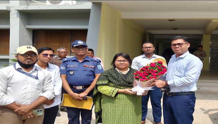 আমি এসে দেখেছি এ জেলায় ১৭ বছর উন্নয়ন কম হয়েছে  - জেলা প্রশাসক রফিকুল হক