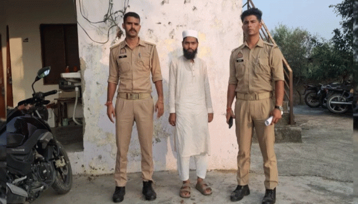 ভারতে উচ্চস্বরে আজান দেওয়ার অভিযোগে মুয়াজ্জিন গ্রেফতার!