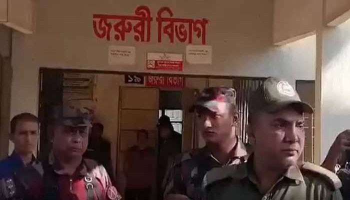 হালুয়াঘাট সীমান্তে ভারতীয় গরু নিয়ে বিজিবির সঙ্গে চোরাকারবারিদের সংঘর্ষ, গুলিতে ইজারাদারের মৃত্যু