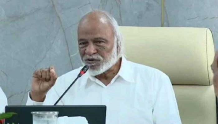 ‘জনস্বার্থকে সর্বোচ্চ প্রাধান্য দিয়ে উন্নয়ন প্রকল্প গ্রহণ করতে হবে’