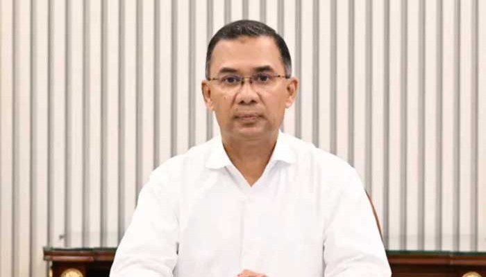 মোংলা বন্দরের কার্যক্রম ঘুরে দেখলেন তারেক রহমান