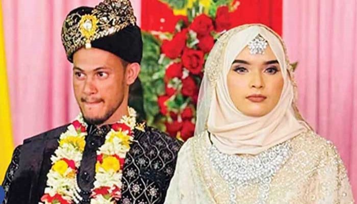 নাস্তা কম দেওয়াকে কেন্দ্র করে অন্তঃসত্ত্বাকে মারধর, ৯ দিন পর মৃত্যু