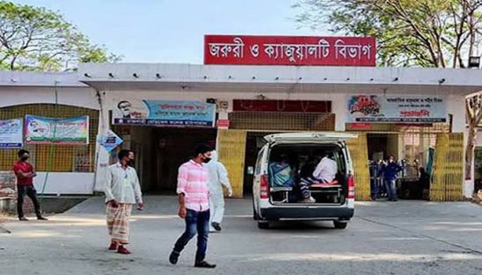রামেক হাসপাতালে ডেঙ্গুতে যুবকের মৃত্যু, নতুন ভর্তি ৬১
