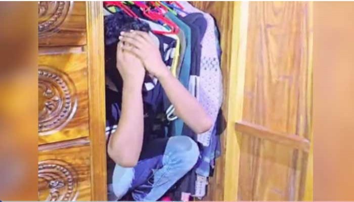 লালপুরে ওয়ারড্রবে লুকিয়েও অনলাইন প্রতারকের শেষরক্ষা হলো না
