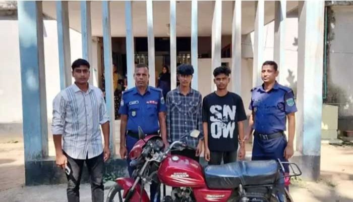 বদলগাছীতে ফেসবুকে পরিচয়, নির্জন এলাকায় ডেকে নিয়ে মোটরসাইকেল ছিনতাই