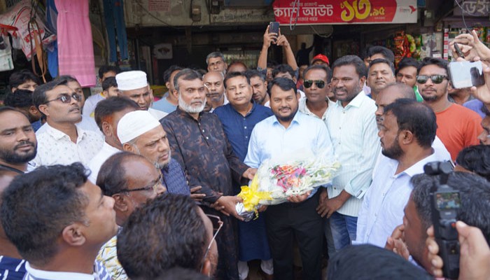বিনোদপুরে ফুটপাতের ব্যবসায়ীদের পুনর্বাসনে উদ্যোগ নিচ্ছে রাসিক