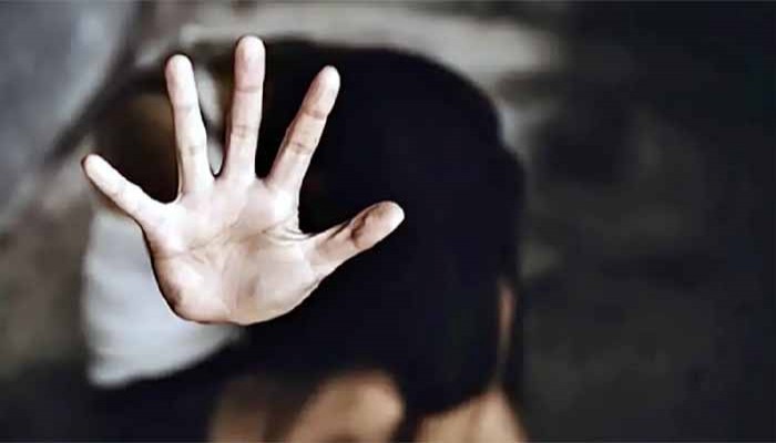 কিশোরীকে যৌন হেনস্থার অভিযোগ, গ্রেপ্তার পুলিশ কর্মকর্তা